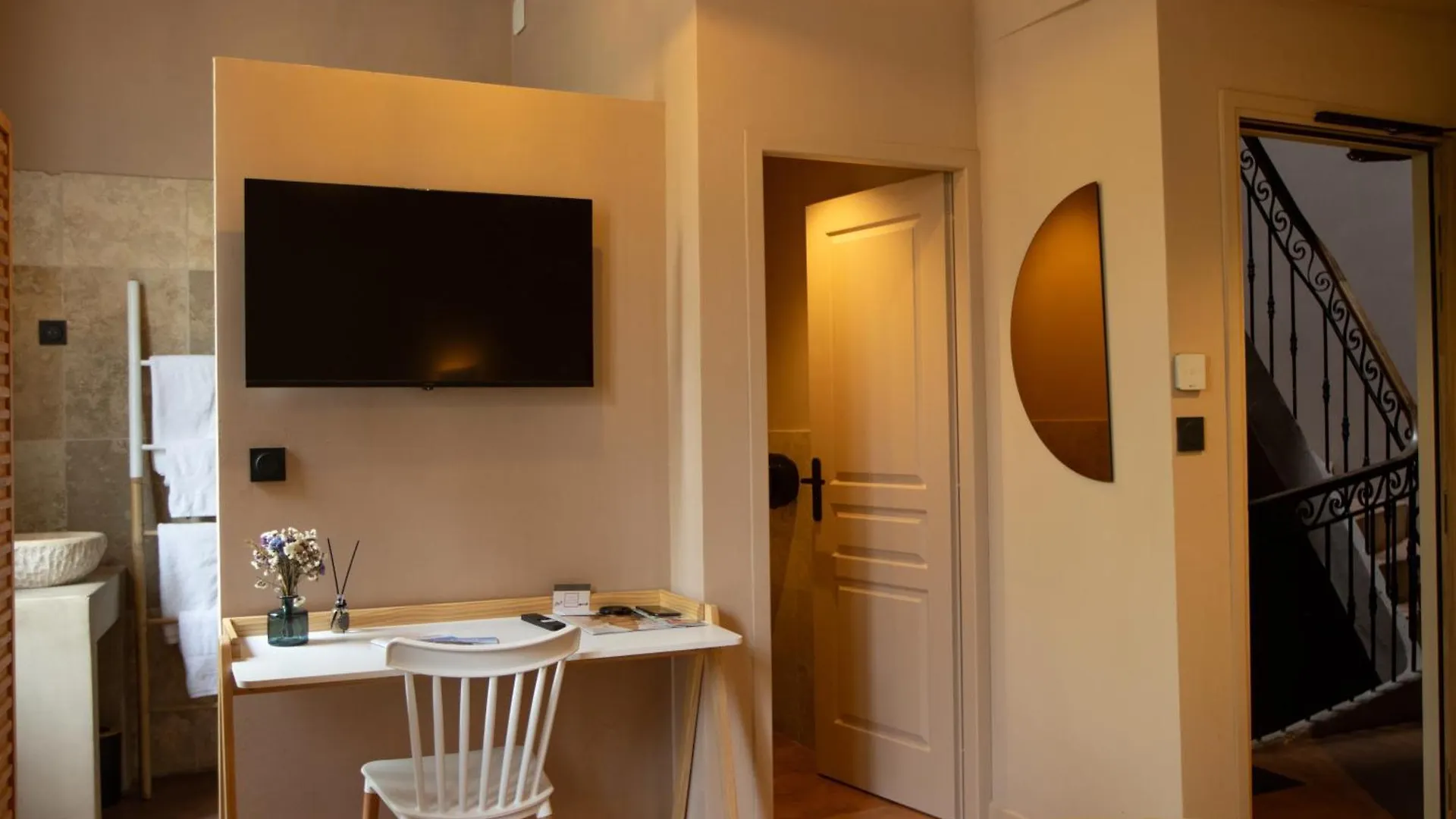 *** Hotel Le Clos Des Aromes Cassis France
