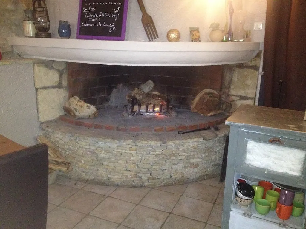 Le Clos Des Aromes Cassis